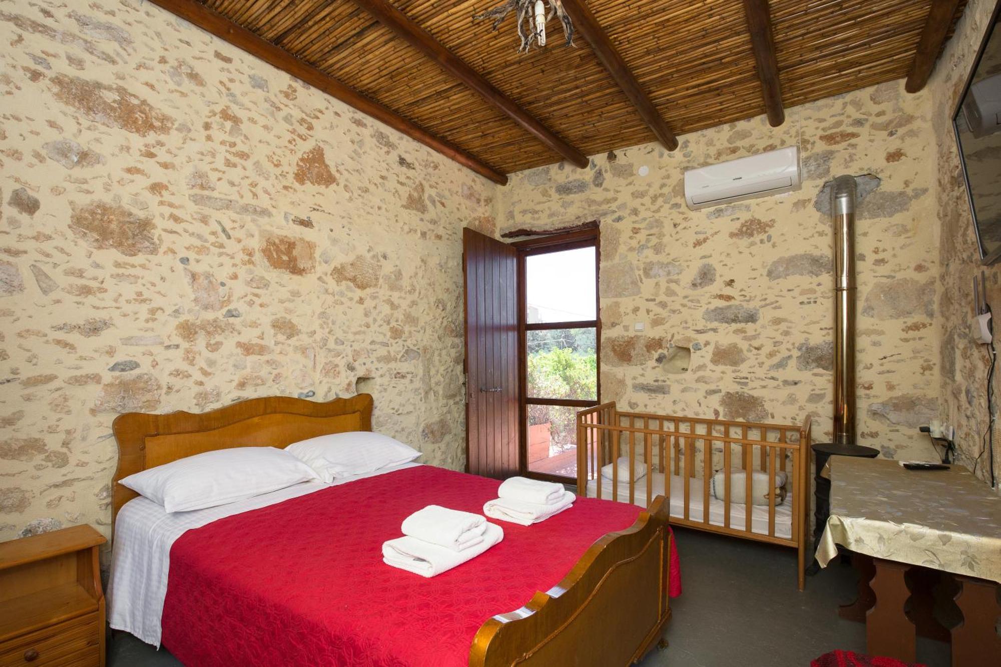 Sofiana'S Garden Retreat With Private Pool Apartment Dhrapaniás Exterior foto